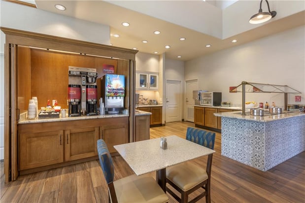 Images Best Western Plus A Wayfarer's Inn and Suites