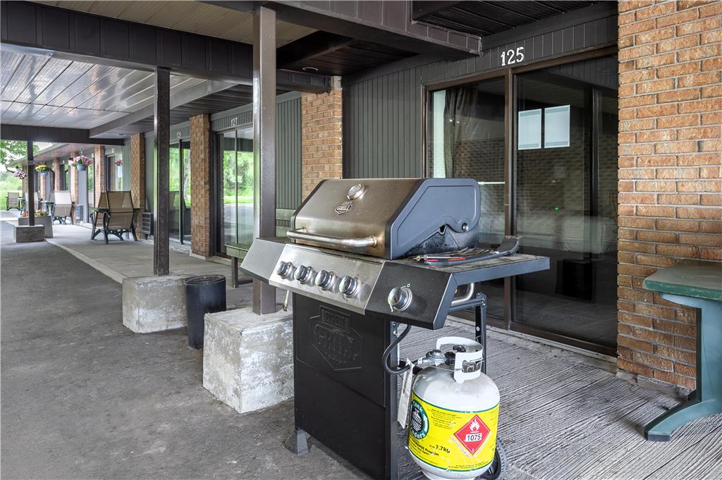 Images SureStay by Best Western Kemptville