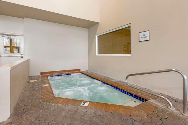 Images Best Western Plus Mill Creek Inn