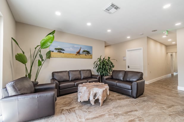 Images EE Properties Global