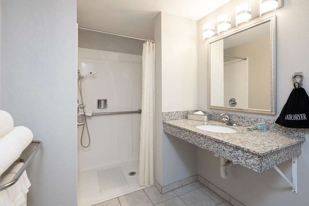 Images Best Western Inn & Suites San Mateo - San Francisco Airport