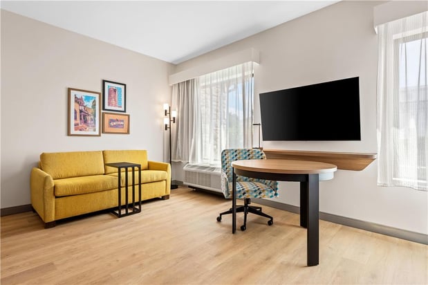 Images Hampton Inn and Suites by Hilton Intercourse