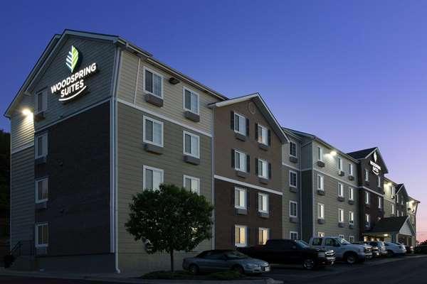 Images WoodSpring Suites Kansas City Mission