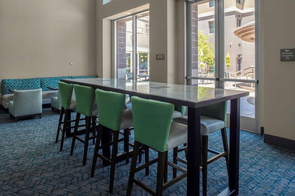 Lobby Homewood Suites by Hilton Phoenix Airport South Phoenix (602)470-2100