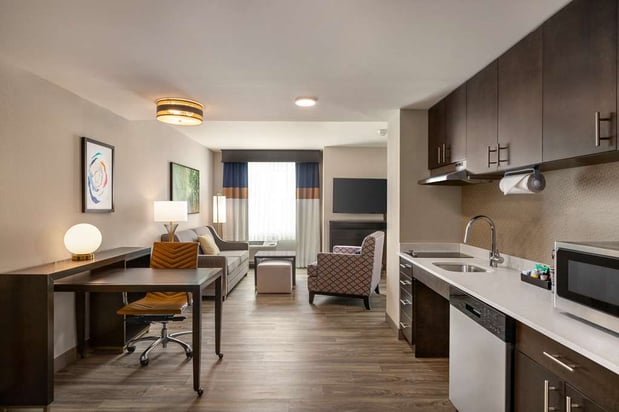 Images Homewood Suites by Hilton Indianapolis Downtown IUPUI