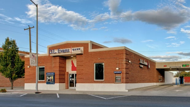 Images D.L. Evans Bank