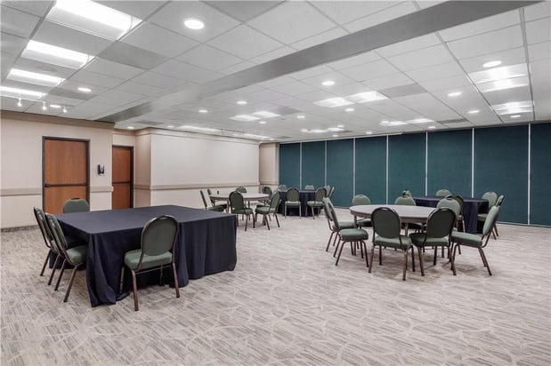 Images Best Western Plus Oak Harbor Hotel & Conference Center