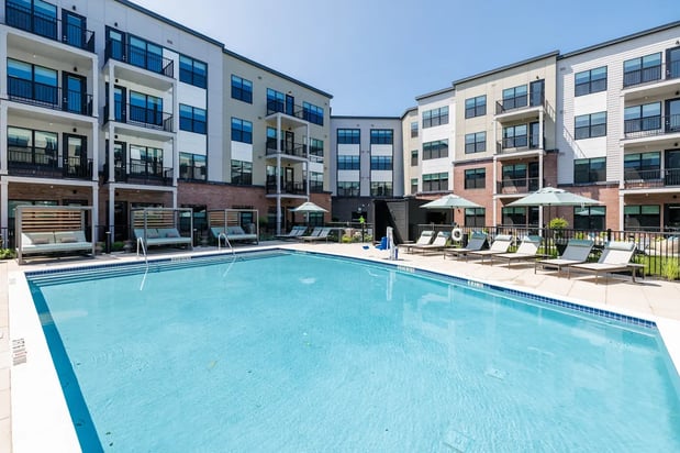 Images The Pearl at Station Bay