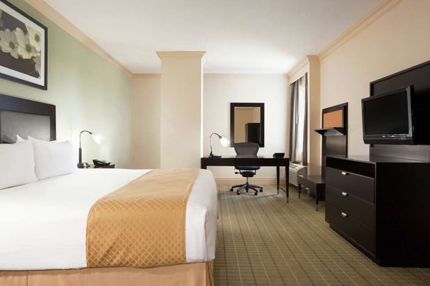 Images DoubleTree by Hilton Hotel Dallas - Love Field