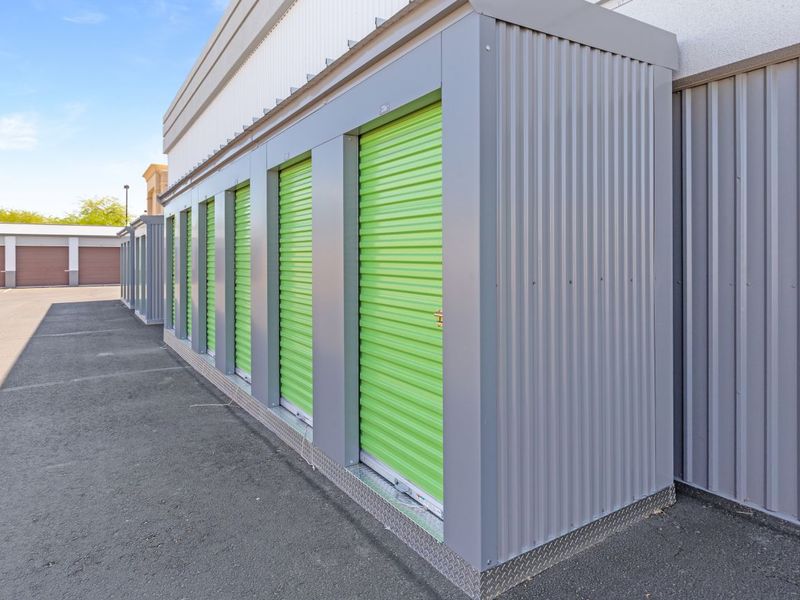 3486_Exterior Units 