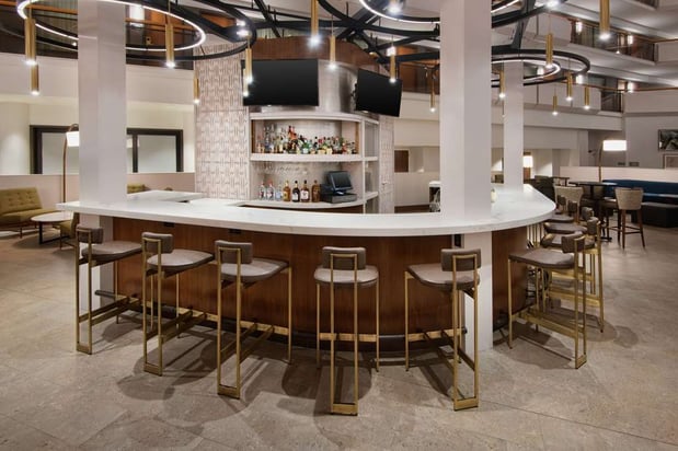 Images Embassy Suites by Hilton Tysons Corner