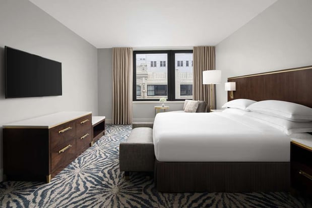 Images Hilton Indianapolis Hotel & Suites