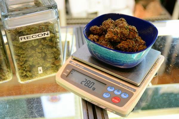 Images Star Buds Recreational Marijuana Dispensary North Aurora
