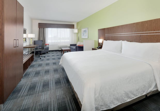 Images Holiday Inn Express & Suites Dallas NW - Farmers Branch by IHG
