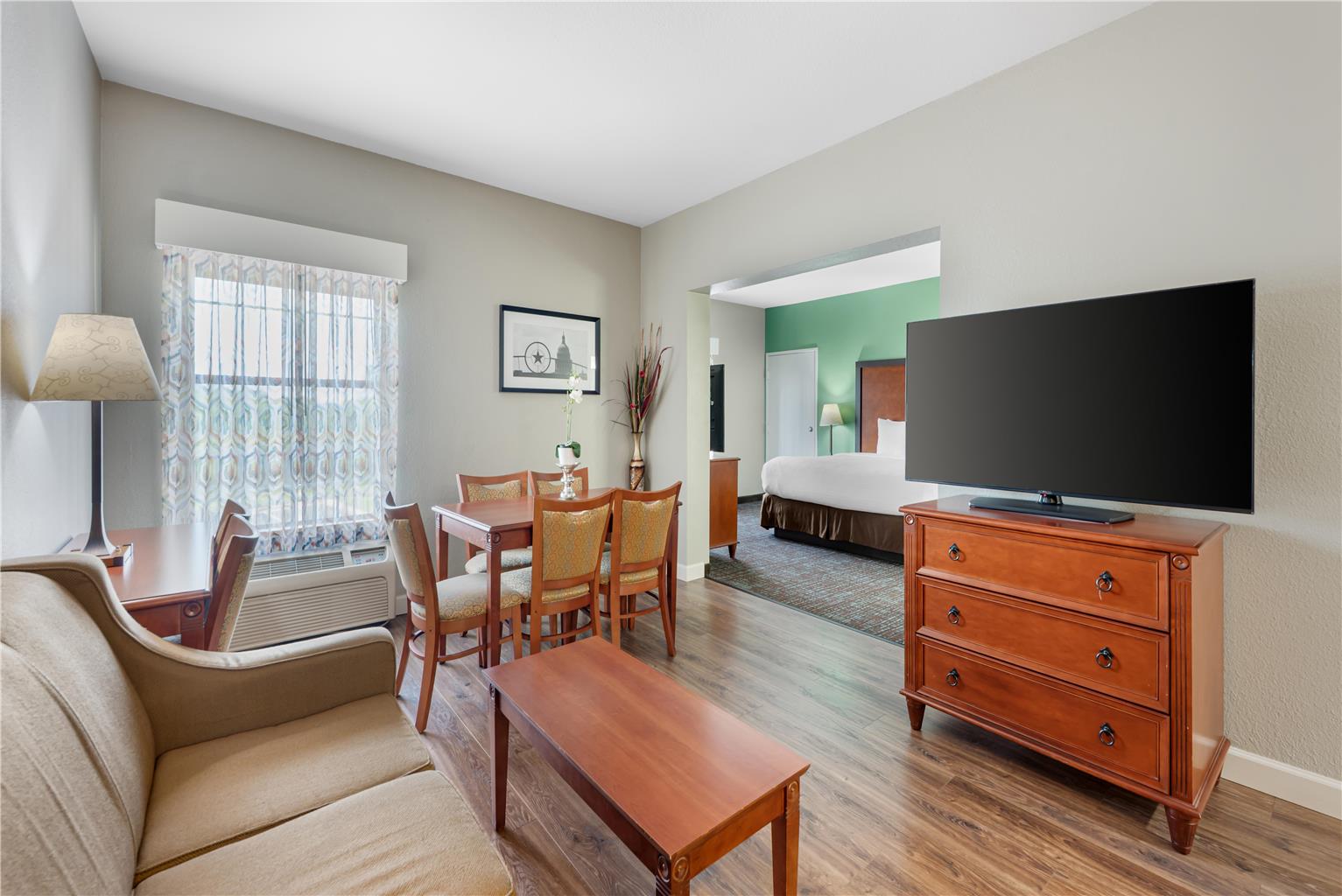 King Suite (Presidential)