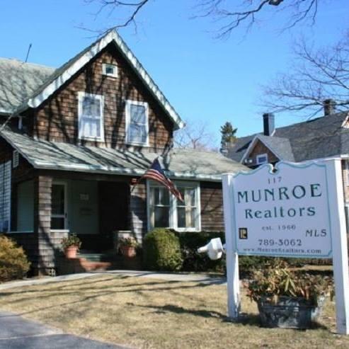 Images Munroe Real Estate Group