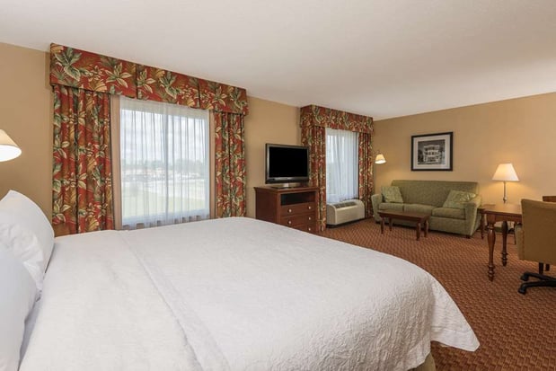 Images Hampton Inn & Suites Florence-North-I-95