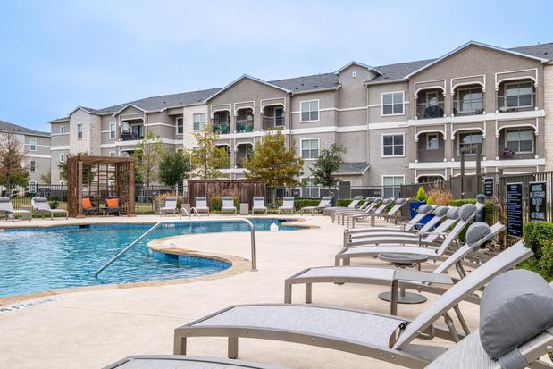 Images Park 3Eighty Apartments