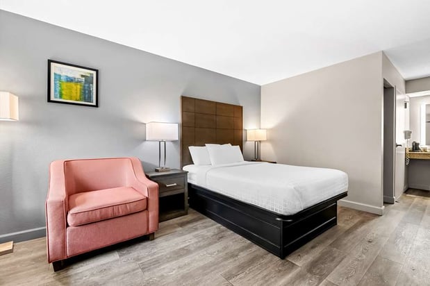 Images SureStay Plus by Best Western Southern Pines Pinehurst