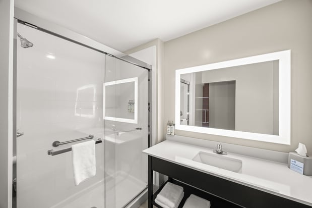 Images Holiday Inn Express Asheville - Woodfin by IHG
