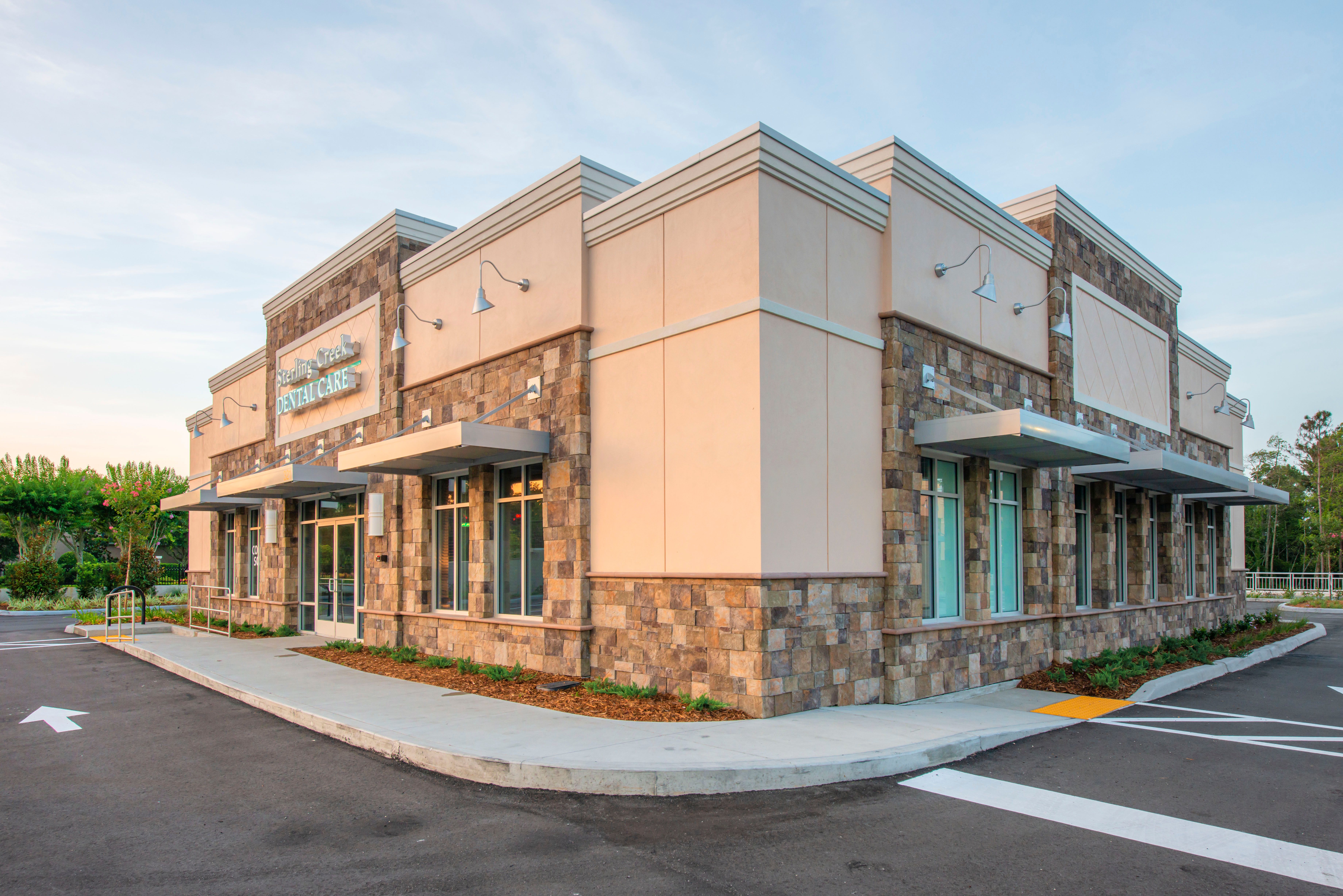 Side of office, Sterling Creek Dental Care. Dentist in Oviedo, FL. 