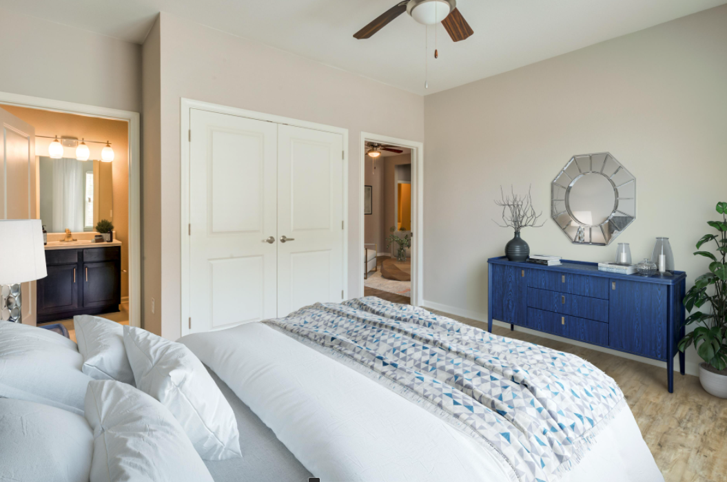 Frontgate Apartments Photo