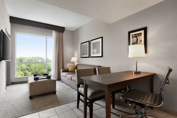 Images Embassy Suites by Hilton Charlotte Ayrsley