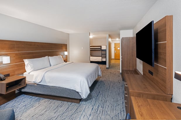 Images Holiday Inn Express & Suites Tulsa S Broken Arrow Hwy 51 by IHG