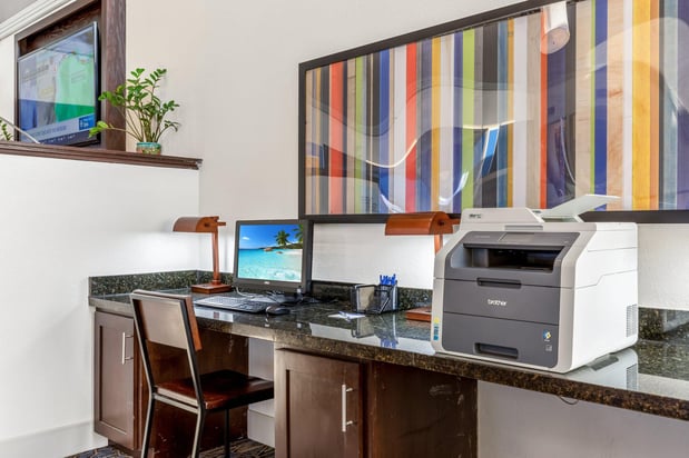 Images Holiday Inn Express Harlingen by IHG