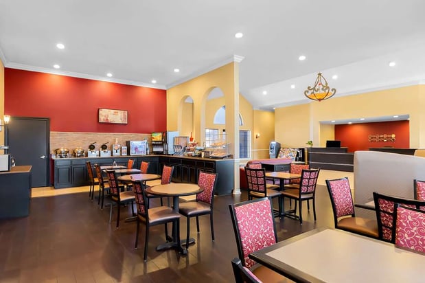 Images SureStay Plus by Best Western San Antonio Fiesta Inn