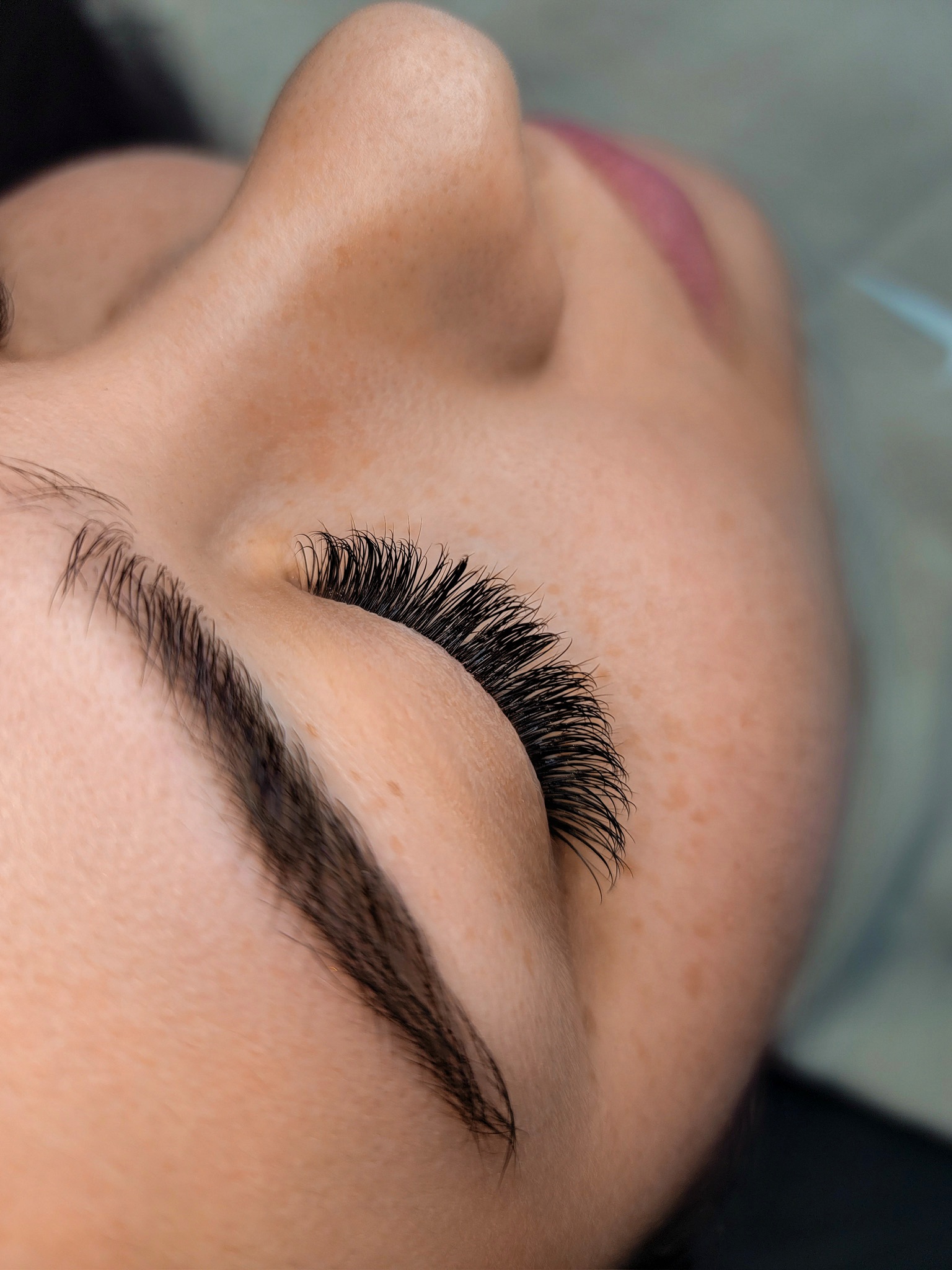 Images Lashista - Formation cils - Pose de cils - Produits de cils Longueuil