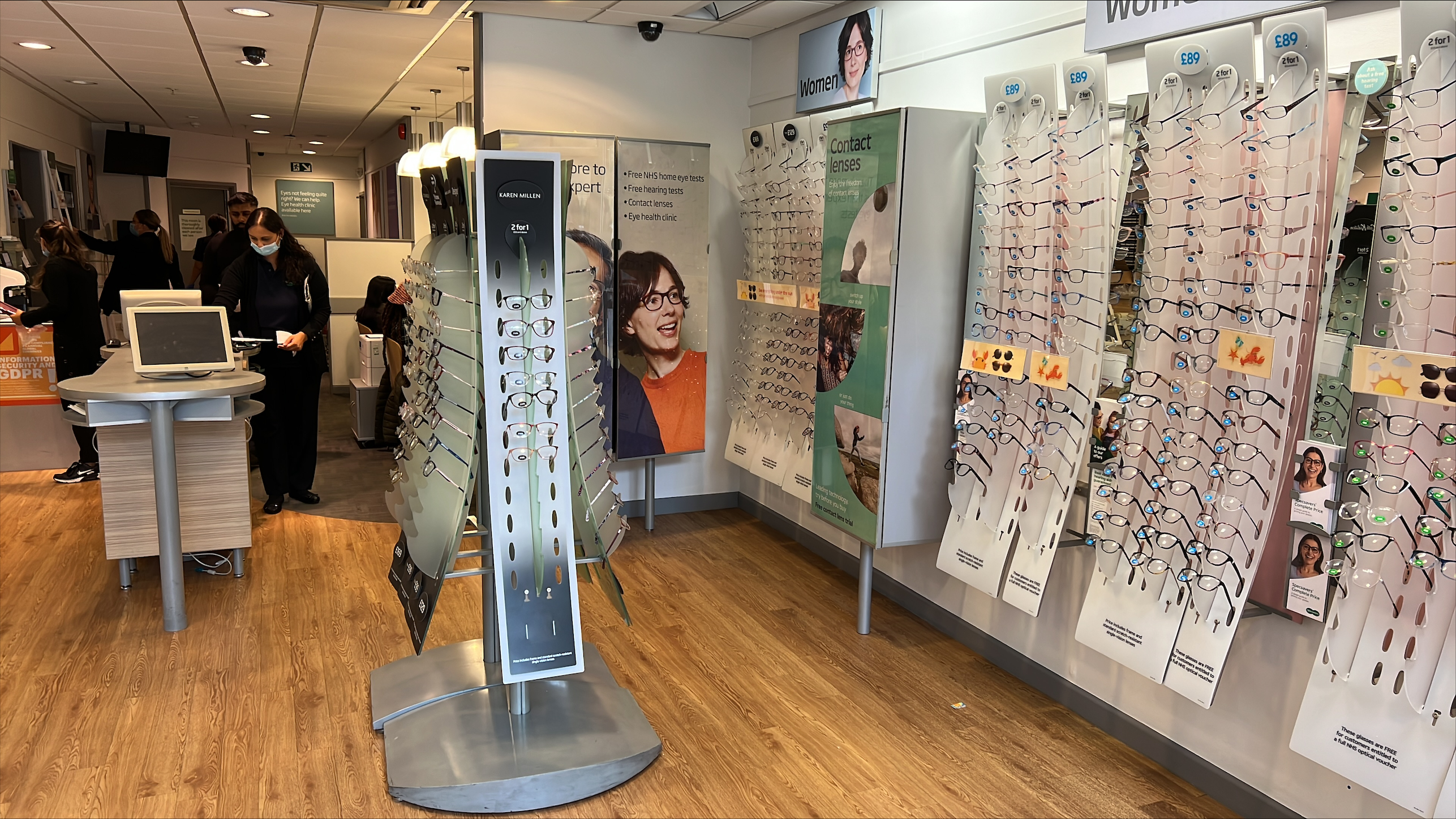 Images Specsavers Opticians London - Dalston Cross