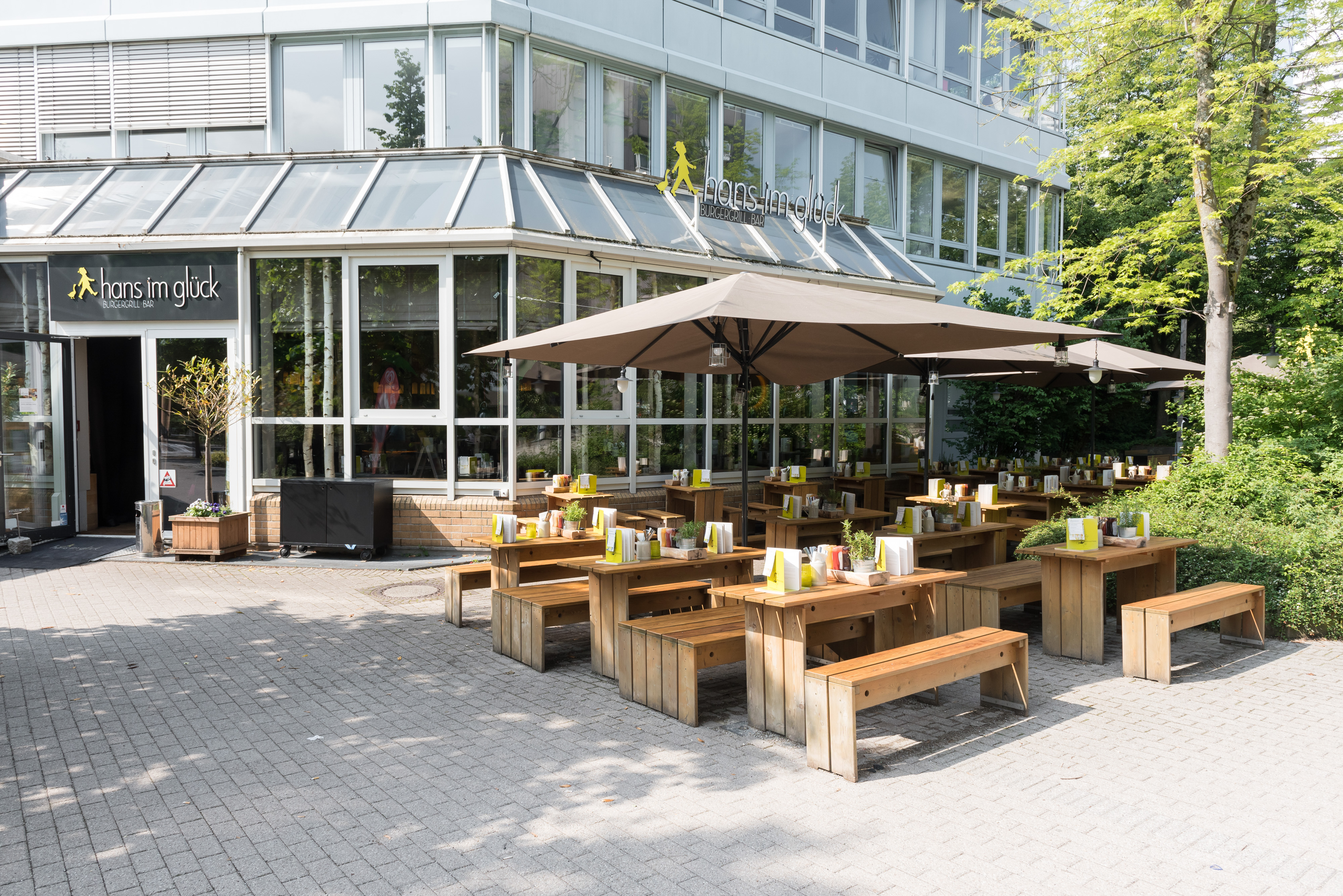 Bilder HANS IM GLÜCK - MÜNCHEN Arabellapark