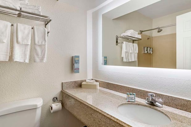 Images Best Western of Alexandria Inn & Suites & Conference Center