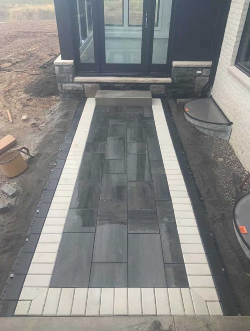 USA Lawn & Landscaping Image