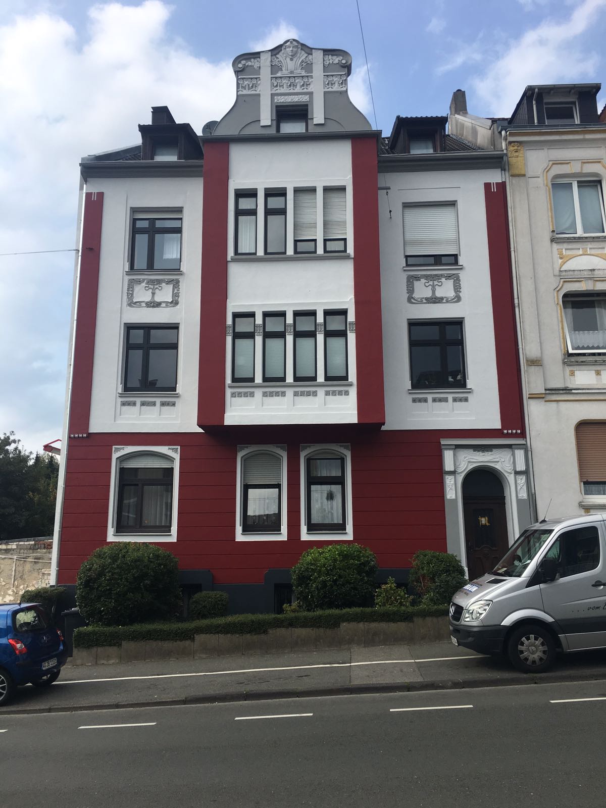 Morgün Meric, Kleeblatt 12 in Wuppertal