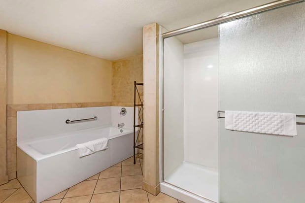 Images Best Western Plus Raton Hotel