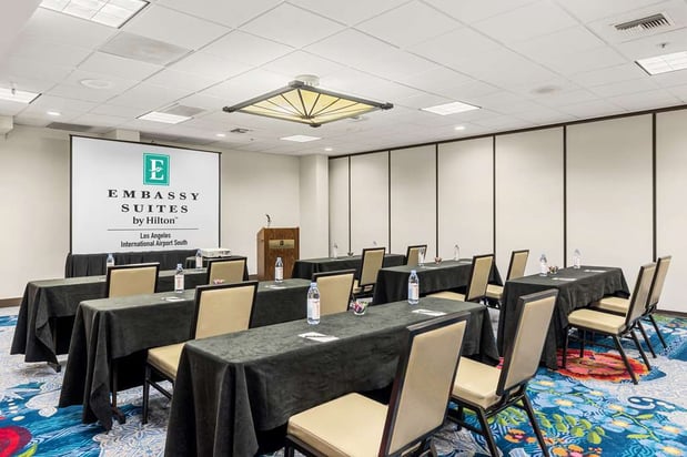 Images Embassy Suites by Hilton Los Angeles International Airport South