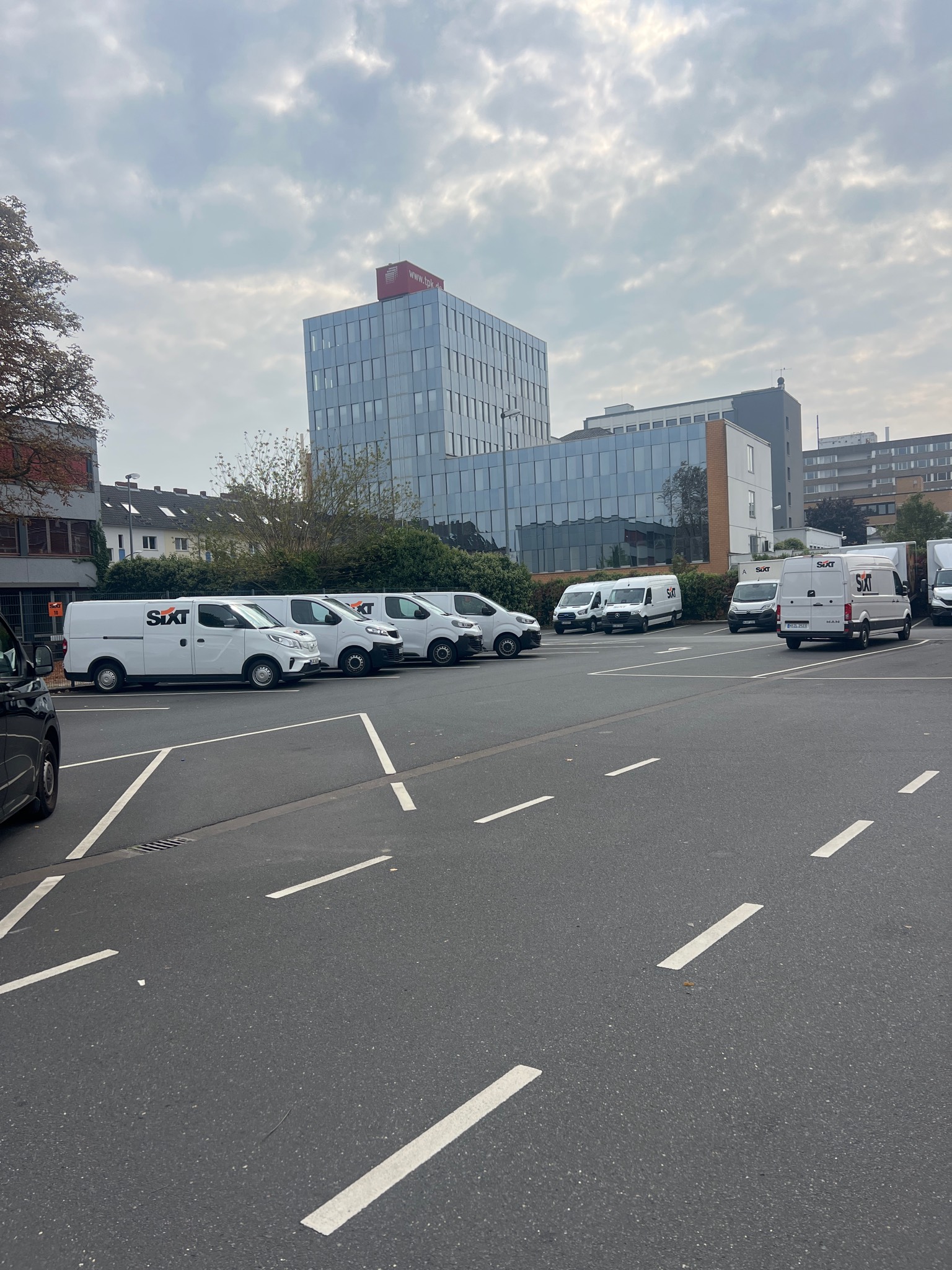 SIXT Truck Center Köln, Widdersdorfer Str. 369 in Köln