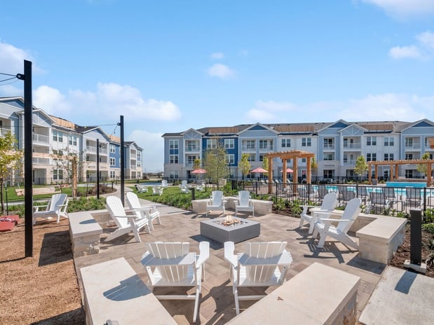 Images Ascend Ventana Lakes