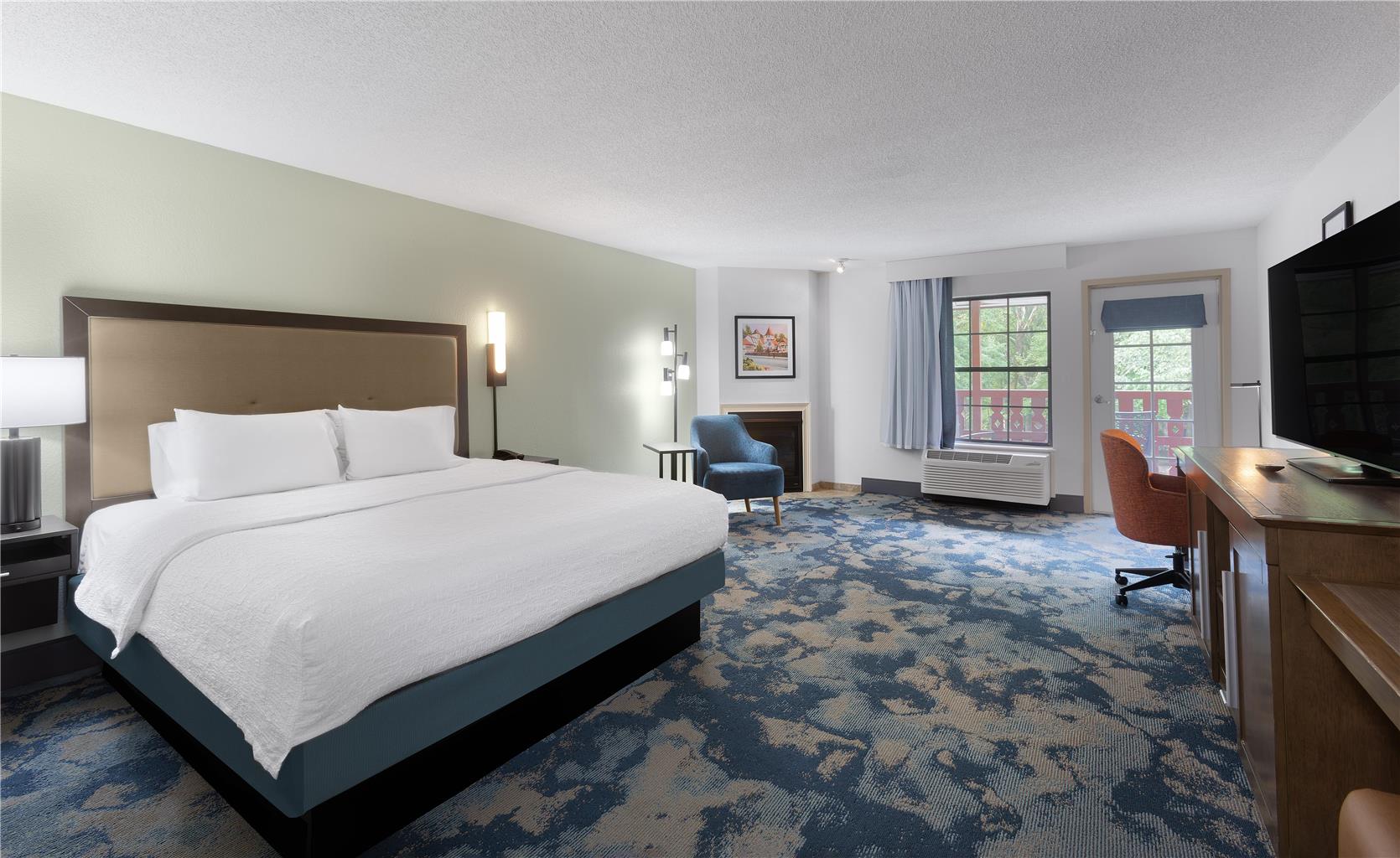 Guest room
