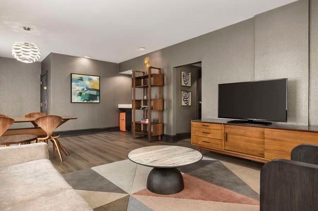 Images The American Hotel Atlanta Downtown, Tapestry Collection by Hilton