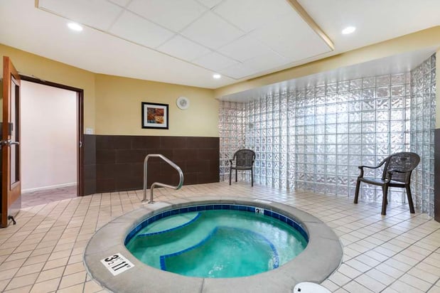 Images Best Western Kiva Inn