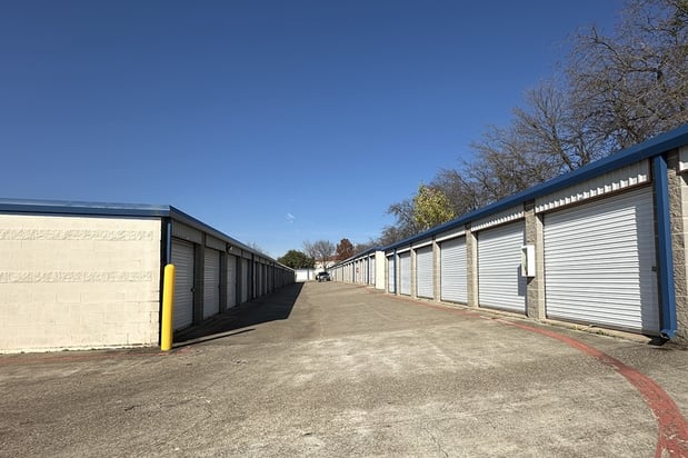Images SmartStop Self Storage