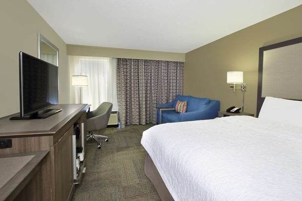Images Hampton Inn Madison