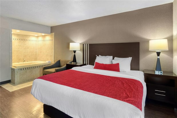 Images SureStay by Best Western Greenville