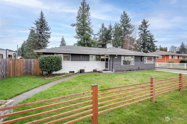 Images Tiffany Weil- Real Estate Broker/Tacoma, WA