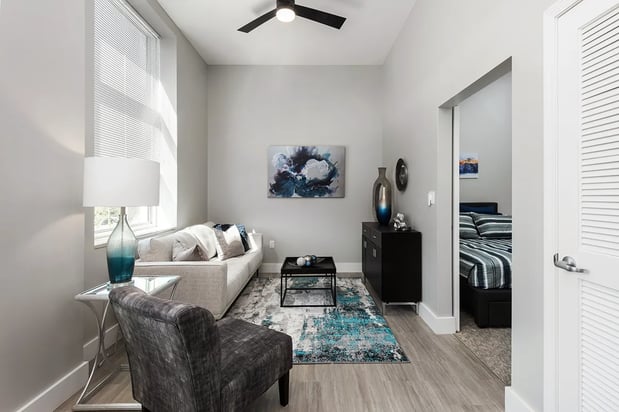 Images The Residences at Delmar DivINe