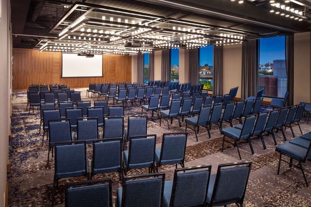 Images Homewood Suites by Hilton Boston Seaport District