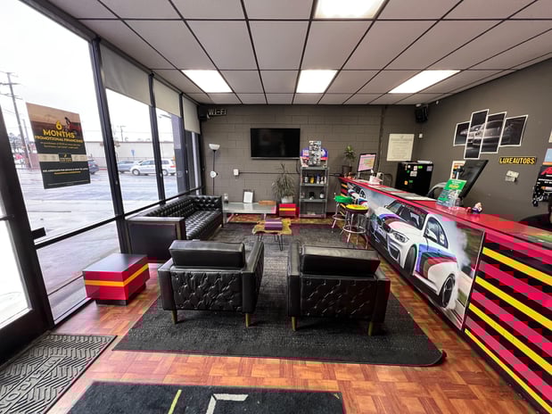 Images LUXE Auto Body Shop